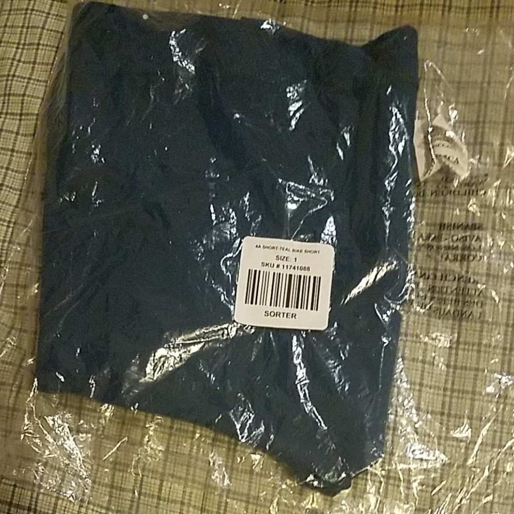 NWT Torrid size 1 blue bike shorts
